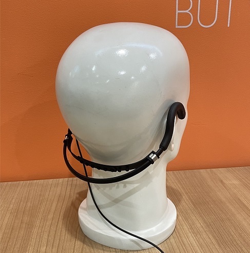 Ultra lightweight headphones